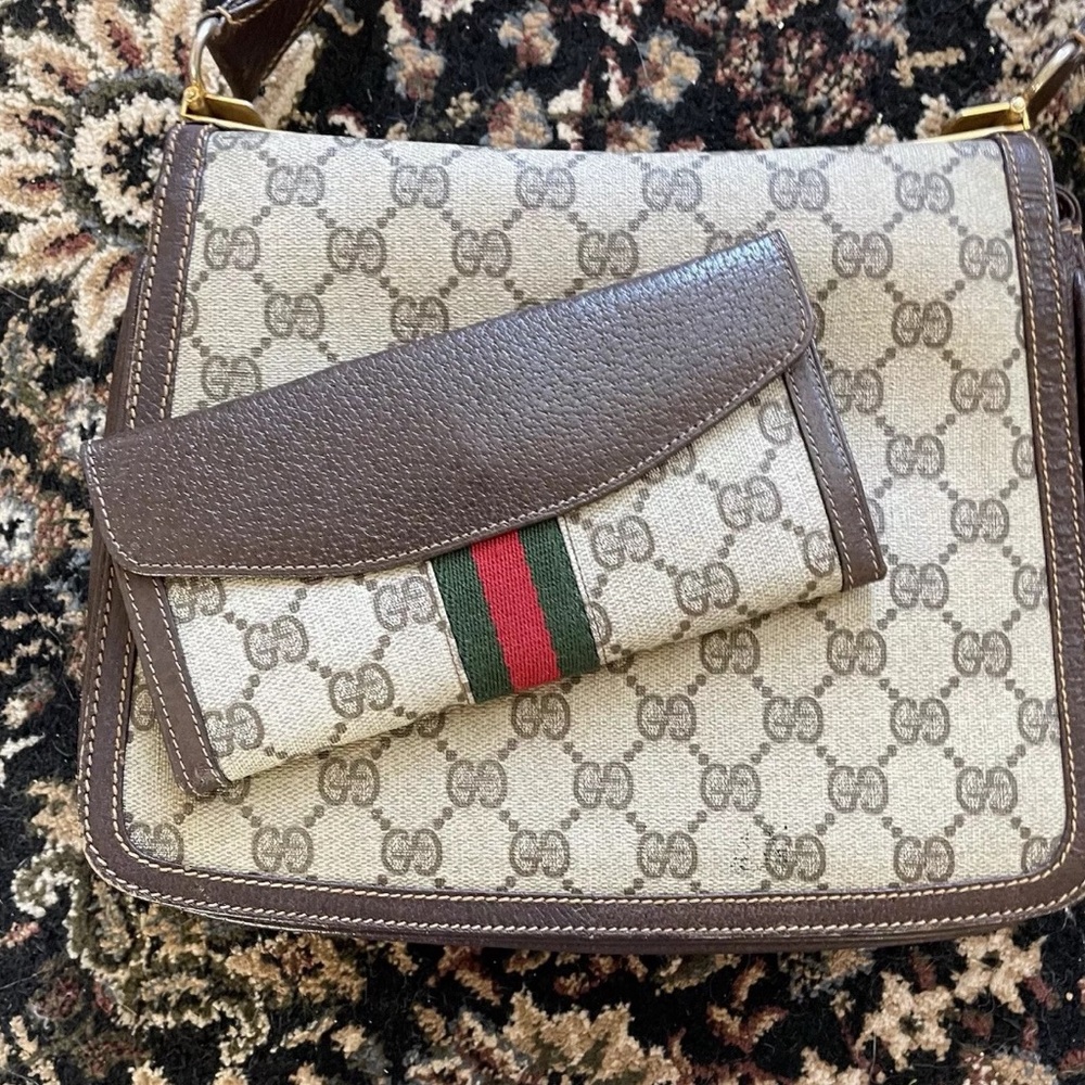 Vintage And Very Rare Gucci Women's Bag Set With Original Receipts From 1980!